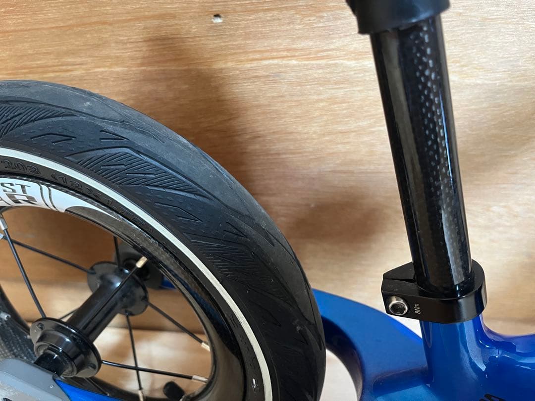 1/12まで！新春お値下げ‼︎ ストライダー　STR カーボン