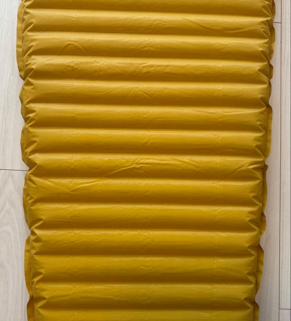 サーマレスト　Therm-a-Rest NeoAir スリーピングマット