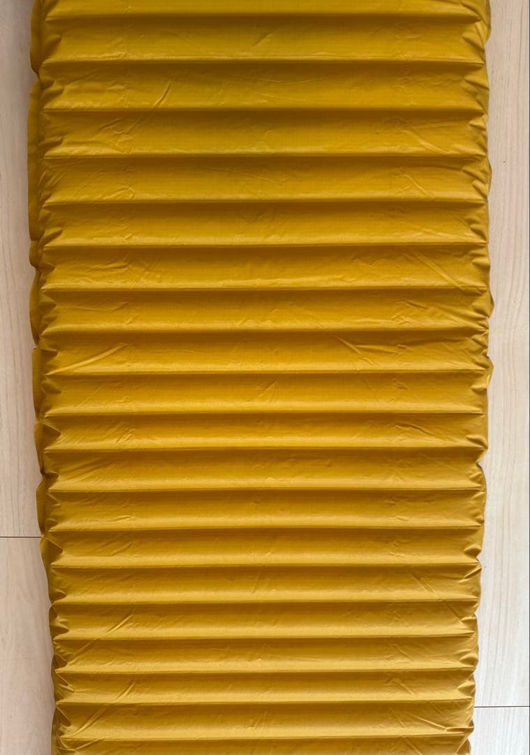 サーマレスト　Therm-a-Rest NeoAir スリーピングマット