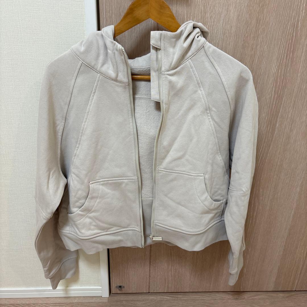 yomement フード付き白トレーナーパンツセット