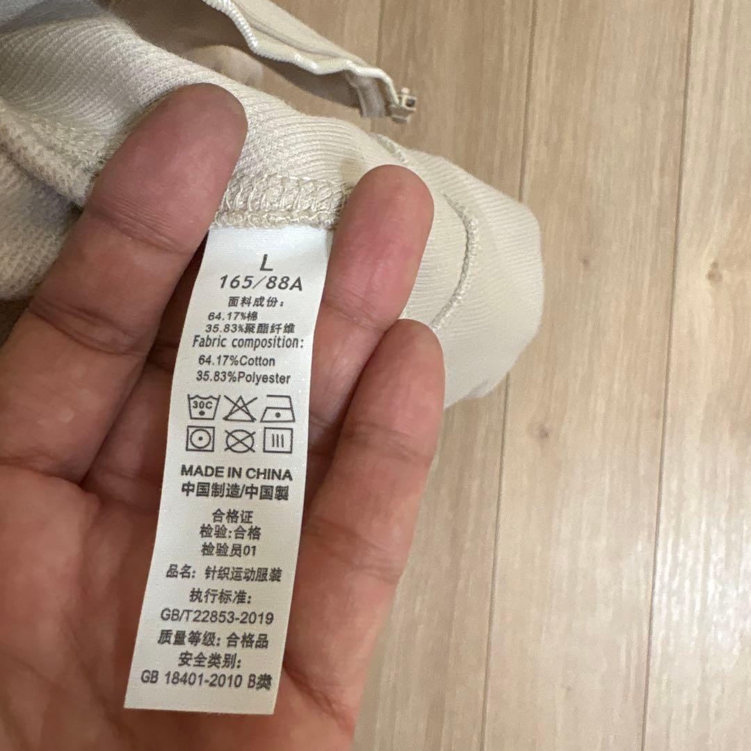 yomement フード付き白トレーナーパンツセット