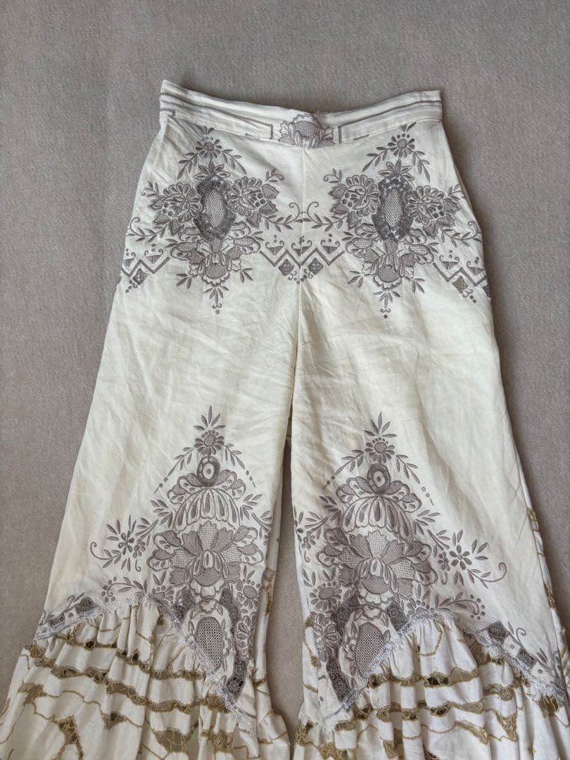 【ゆうりん】アイボリー リメイク フレアパンツ ビンテージクロス レース