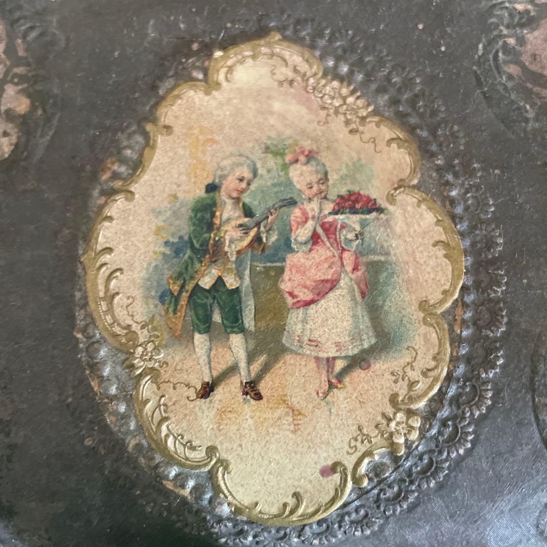 フレンチアンティーク　カルトナージュボックス