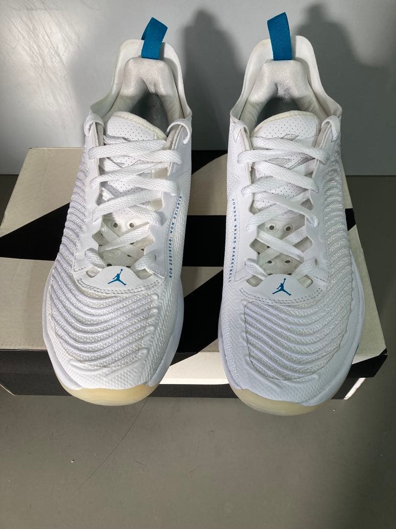 NIKE ルカ1 luka1 ホワイト/ネオターコイズブルー