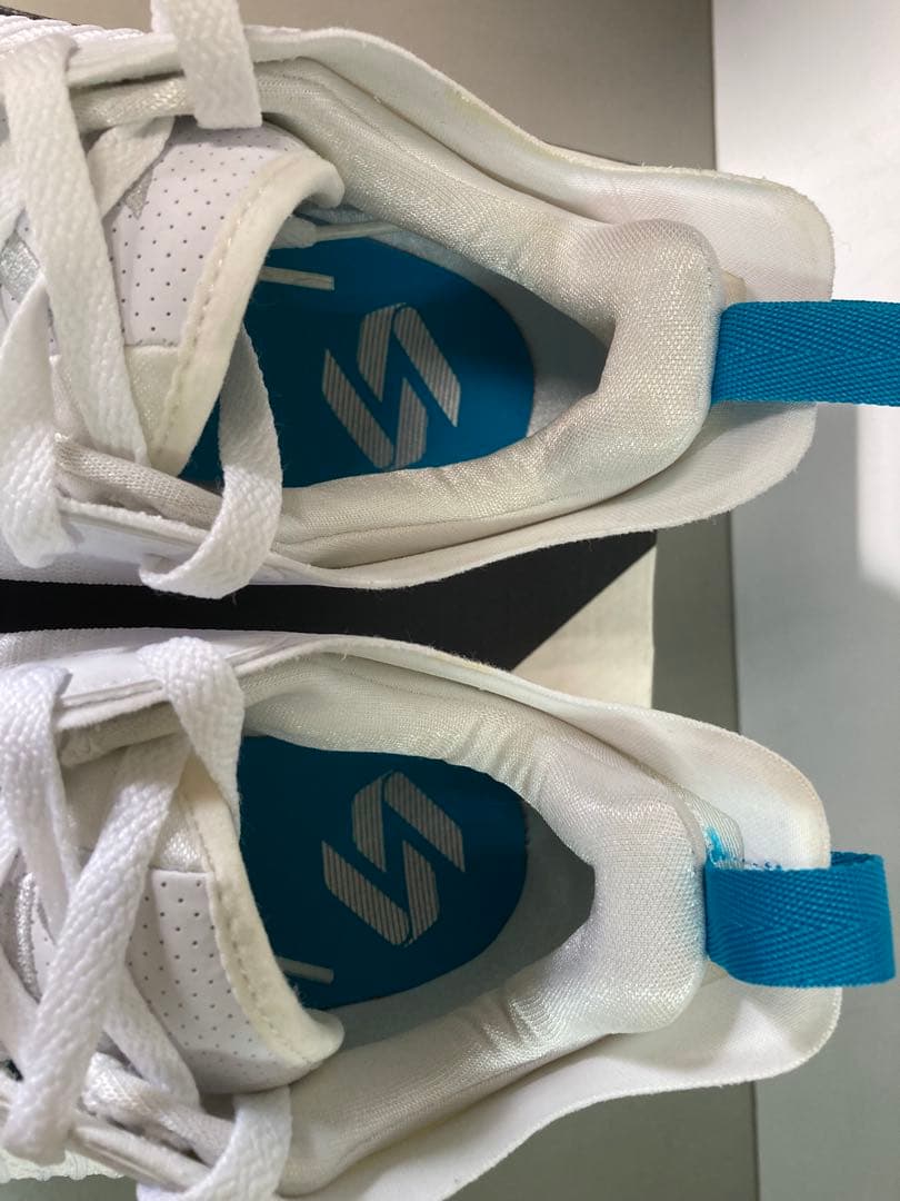 NIKE ルカ1 luka1 ホワイト/ネオターコイズブルー