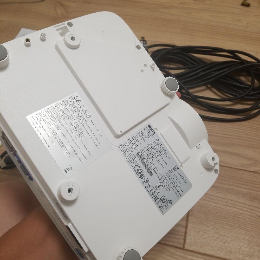 BENQ TH671ST プロジェクター