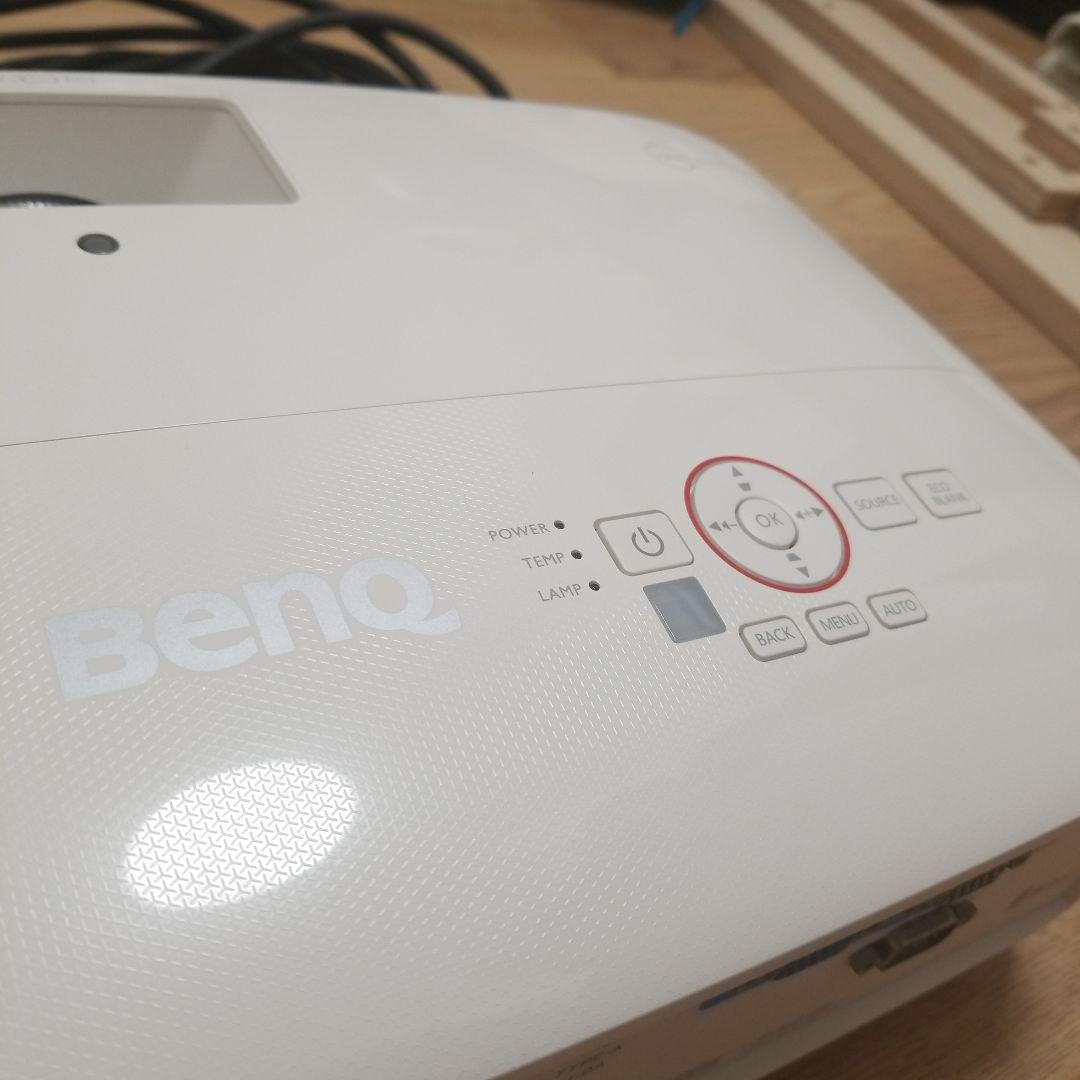 BENQ TH671ST プロジェクター