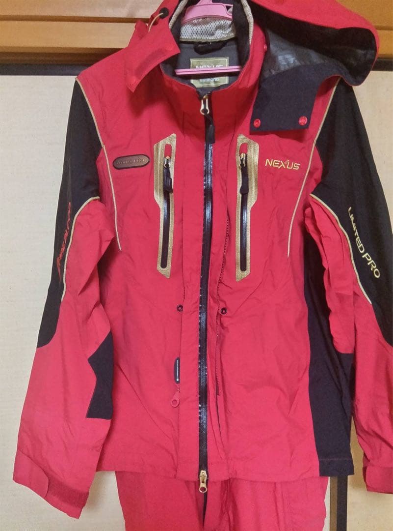 SHIMANO NEXUS LIMITED PRO フィッシングスーツ