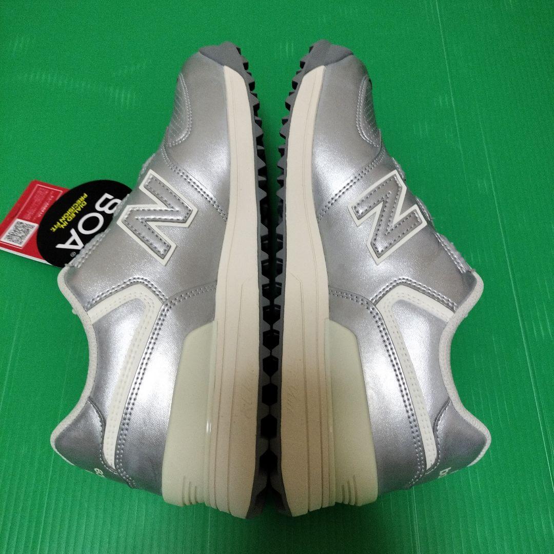 ニューバランス　ゴルフシューズ　未使用タグ付き　箱無し