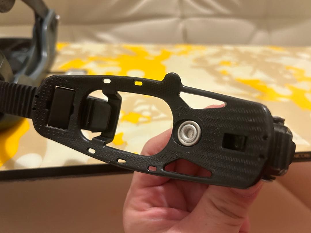 FLOW(フロー)スノーボード バインディング