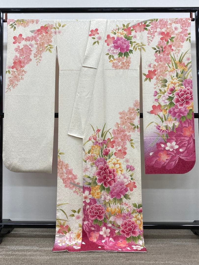 振袖 豪華 銀通し 刺繍 金彩 紋意匠 身丈170cm