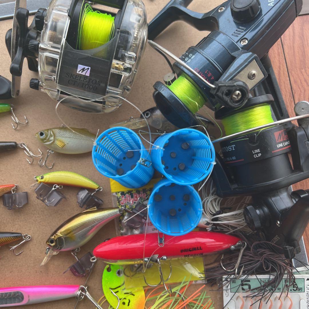 早い者勝ちのお得なルアー、リール、その他のセット売り