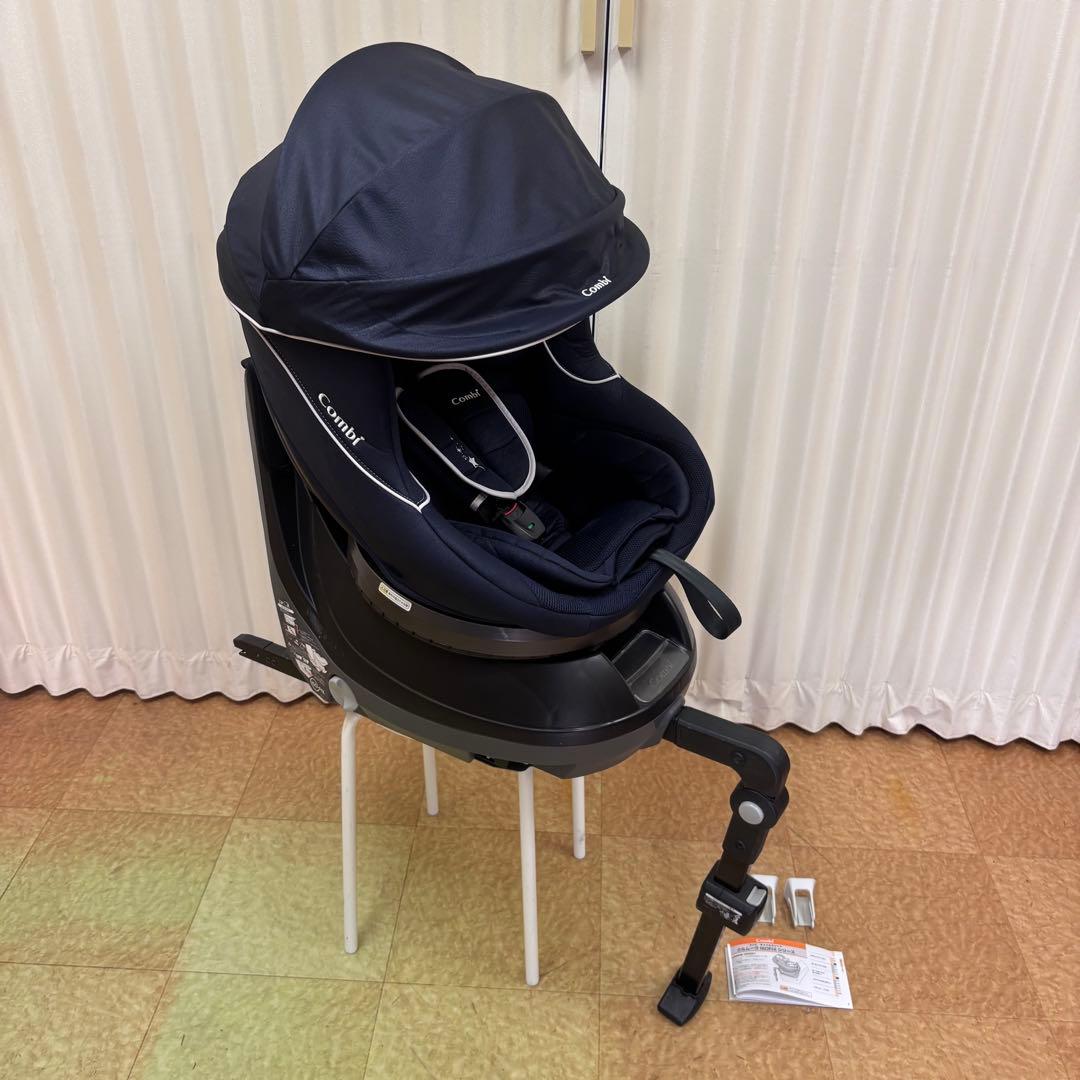 クリーニング済　☆綺麗☆　コンビ　新生児OK　クルムーヴ　ISOFIX　紺　完品