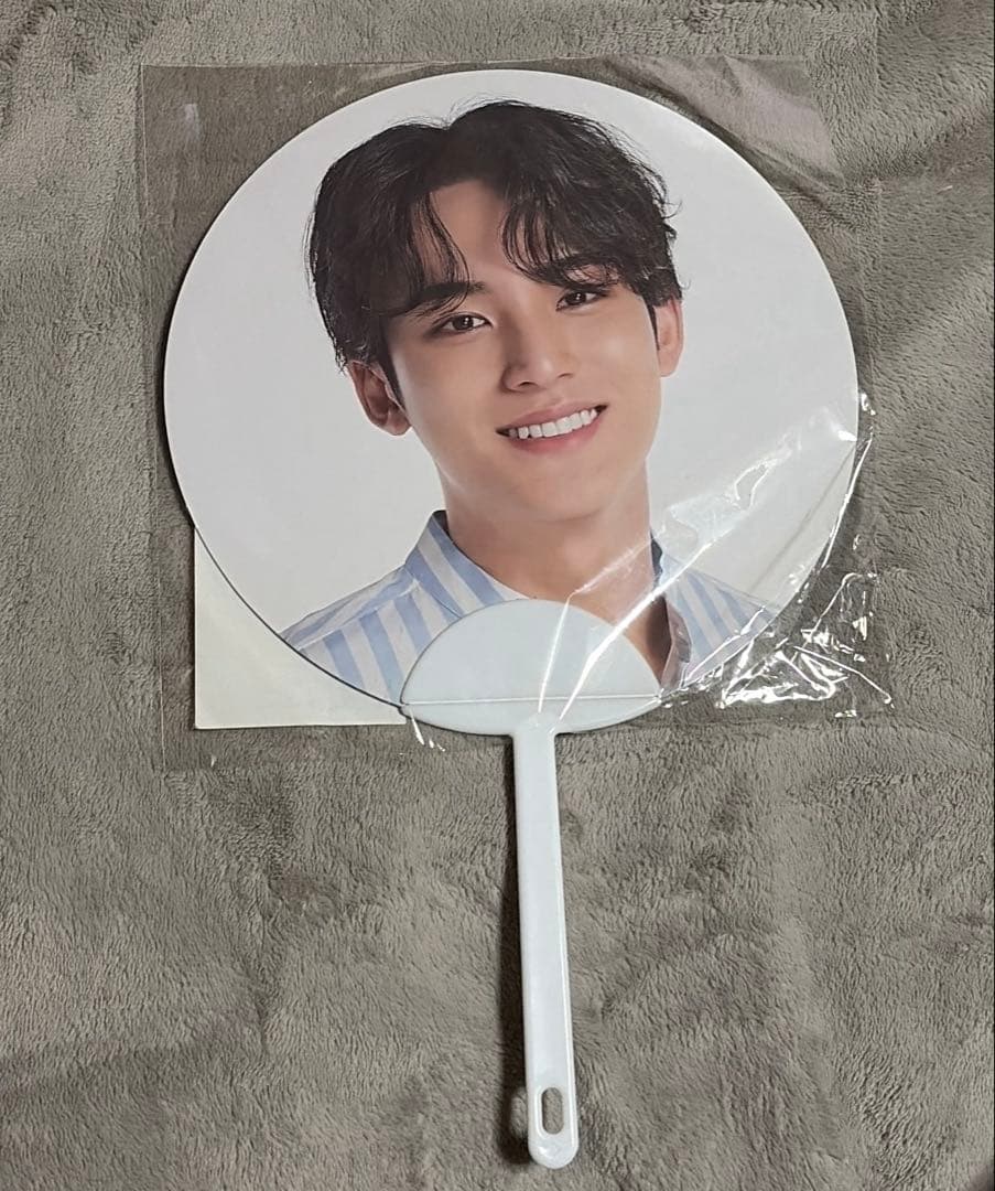 SEVENTEEN HANABI うちわ ミンギュ - メルカリ