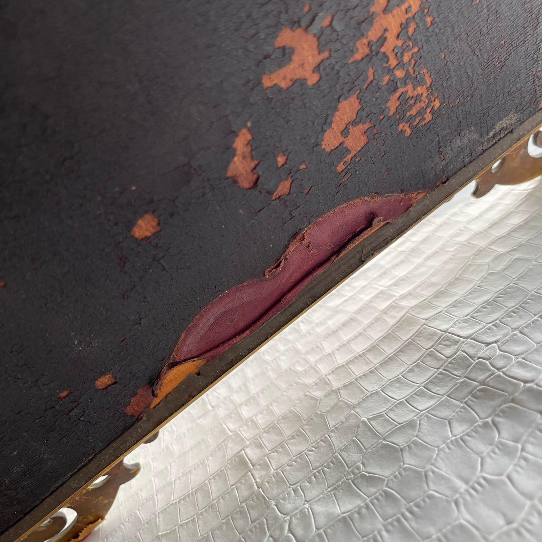 【アンティーク】装飾的なゴールドフレームの鏡