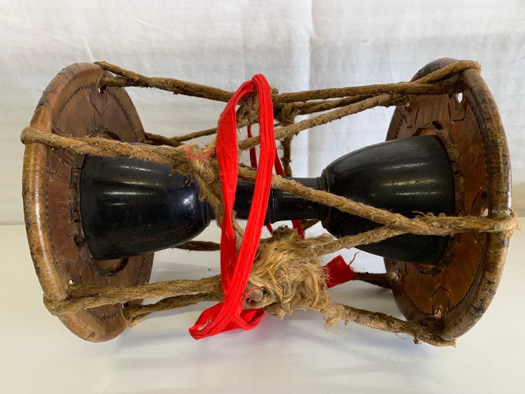 ★値下げ★鼓 小鼓 和楽器 能 伝統芸能 木製漆塗 時代物 希少品