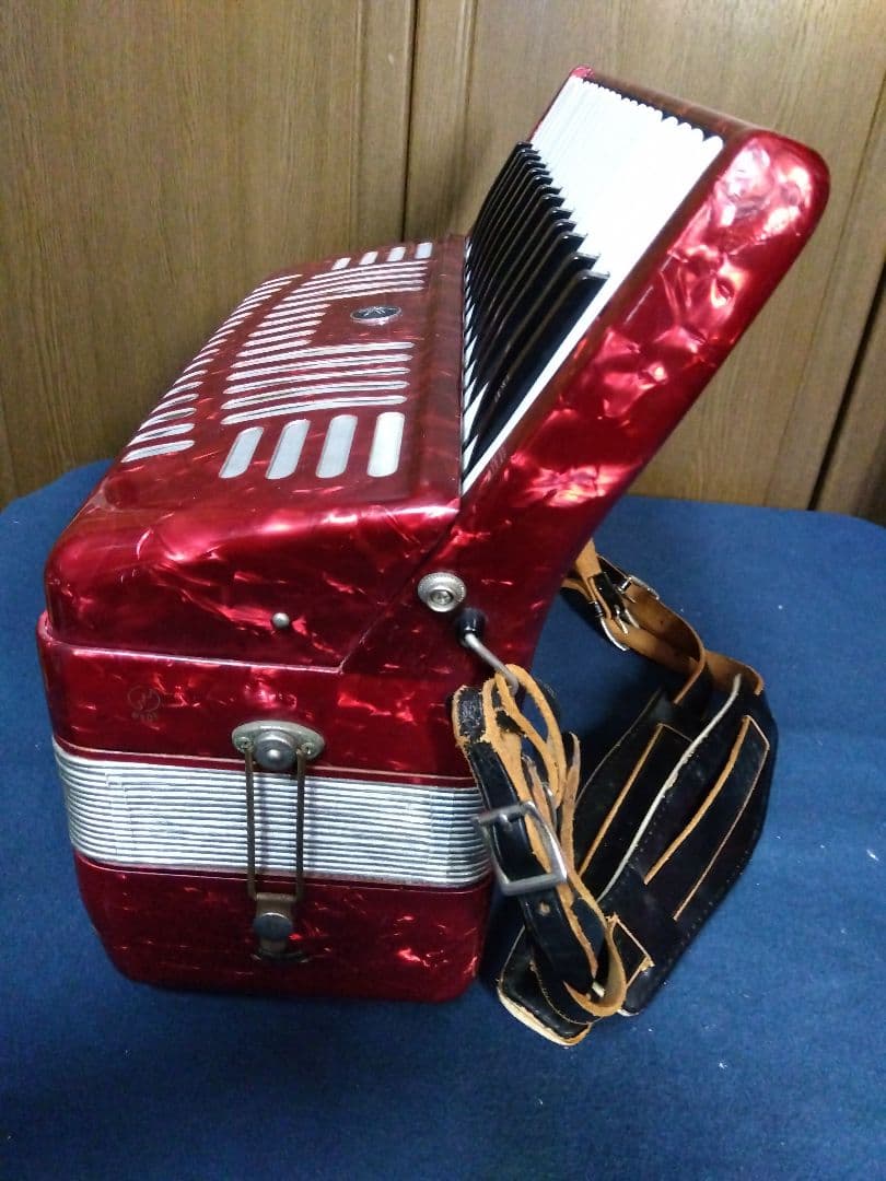 【整備済綺麗な音色】Yamaha ソプラノ アコーディオン S-32 32鍵