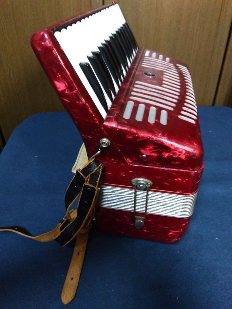 【整備済綺麗な音色】Yamaha ソプラノ アコーディオン S-32 32鍵