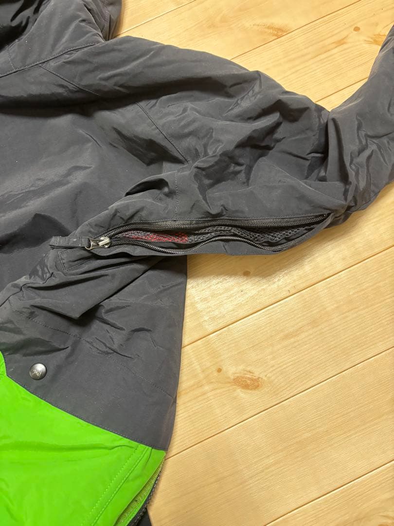 Burton スノーボードウェア Mサイズ