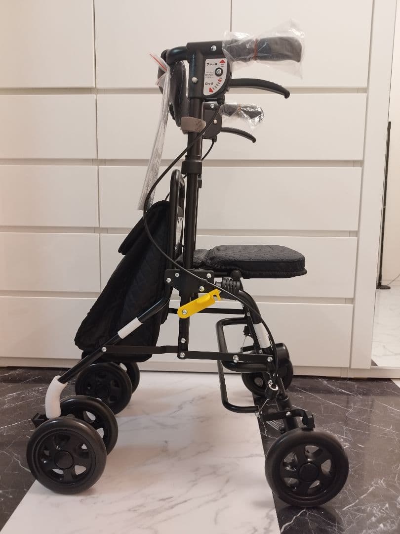 ショップチャンネル購入　シルバーカー　エアウォーカー　ブラック柄　新品未使用