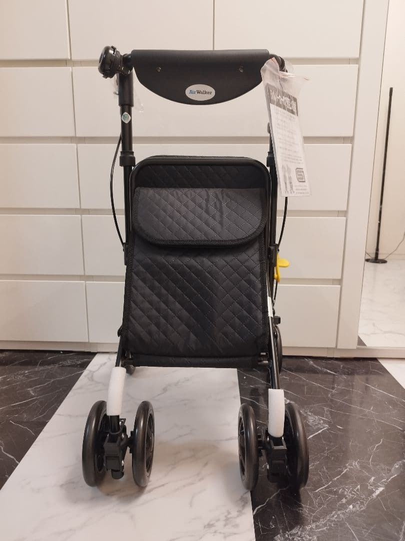 ショップチャンネル購入　シルバーカー　エアウォーカー　ブラック柄　新品未使用