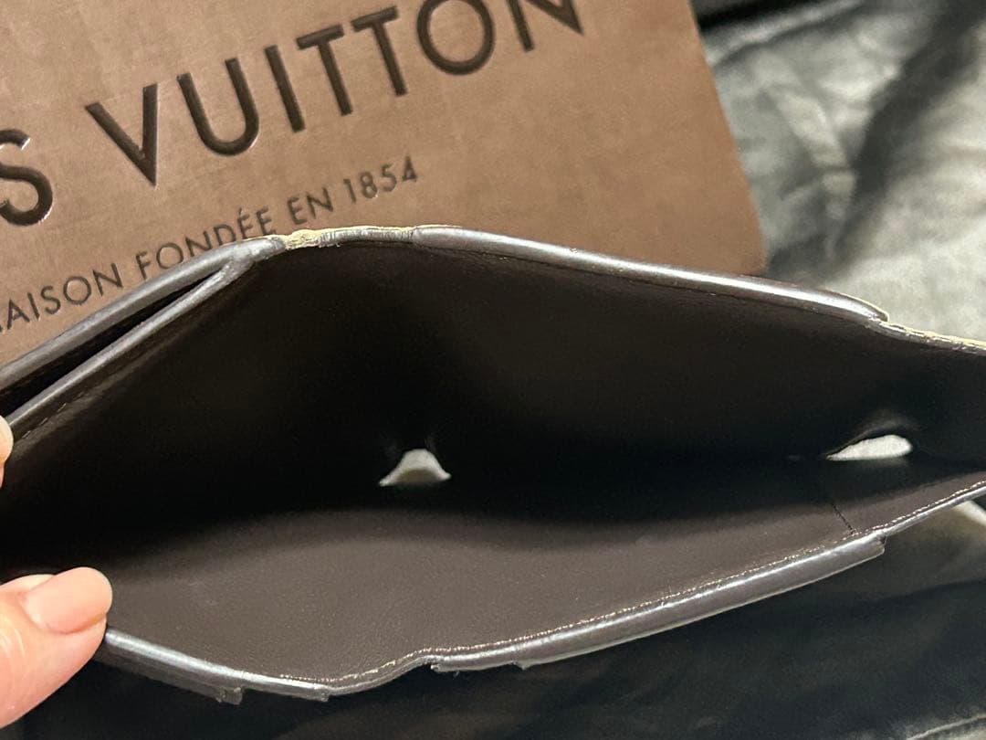 檸*☆様 ルイヴィトン ポルトフォイユ カプシーヌ 三つ折り財布