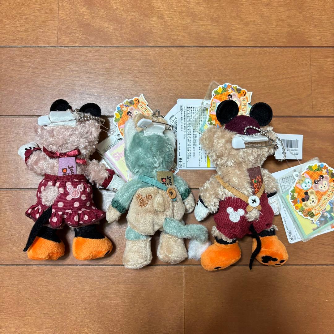 【新品未使用】ディズニー ダッフィー オータム ぬいぐるみバッジ