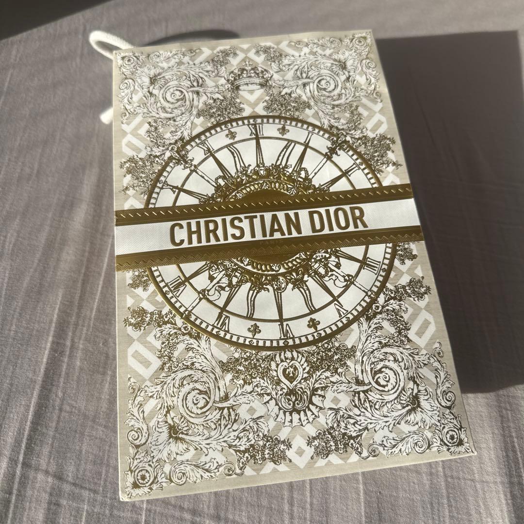 DIOR ホリデーオファー　2024 クリスマスコフレ　新品未開封
