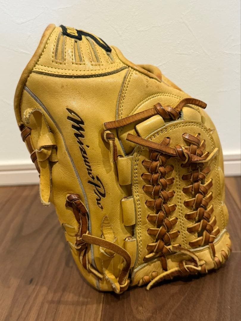 Mizuno pro 内野用硬式　ibe edition
