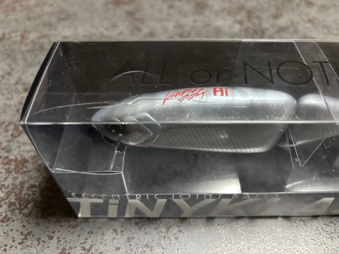 DRT TINYKLASH & POLICE ルアーセット