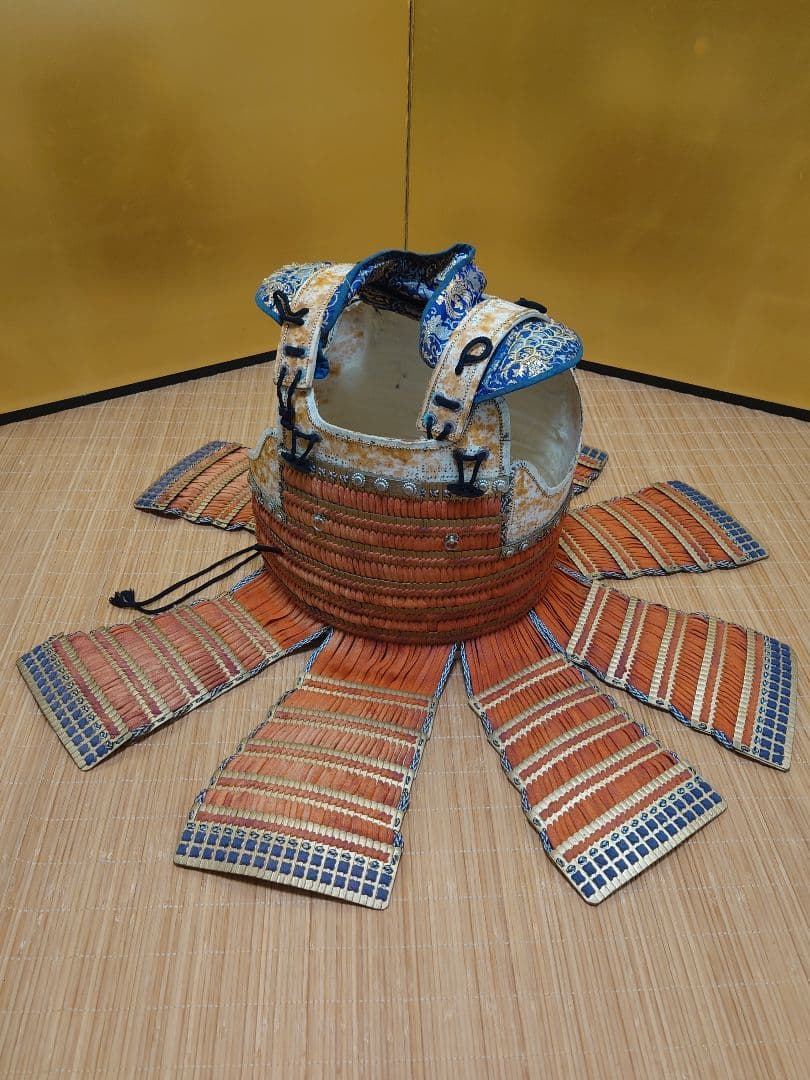 全国送料無料☆緋縅本小札大鎧☆等身大大鎧一領☆鎧兜・甲冑 - メルカリ