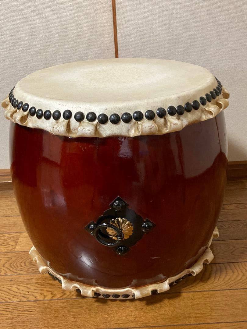 和太鼓　赤茶色　1.2尺太鼓　台座とバチ付き