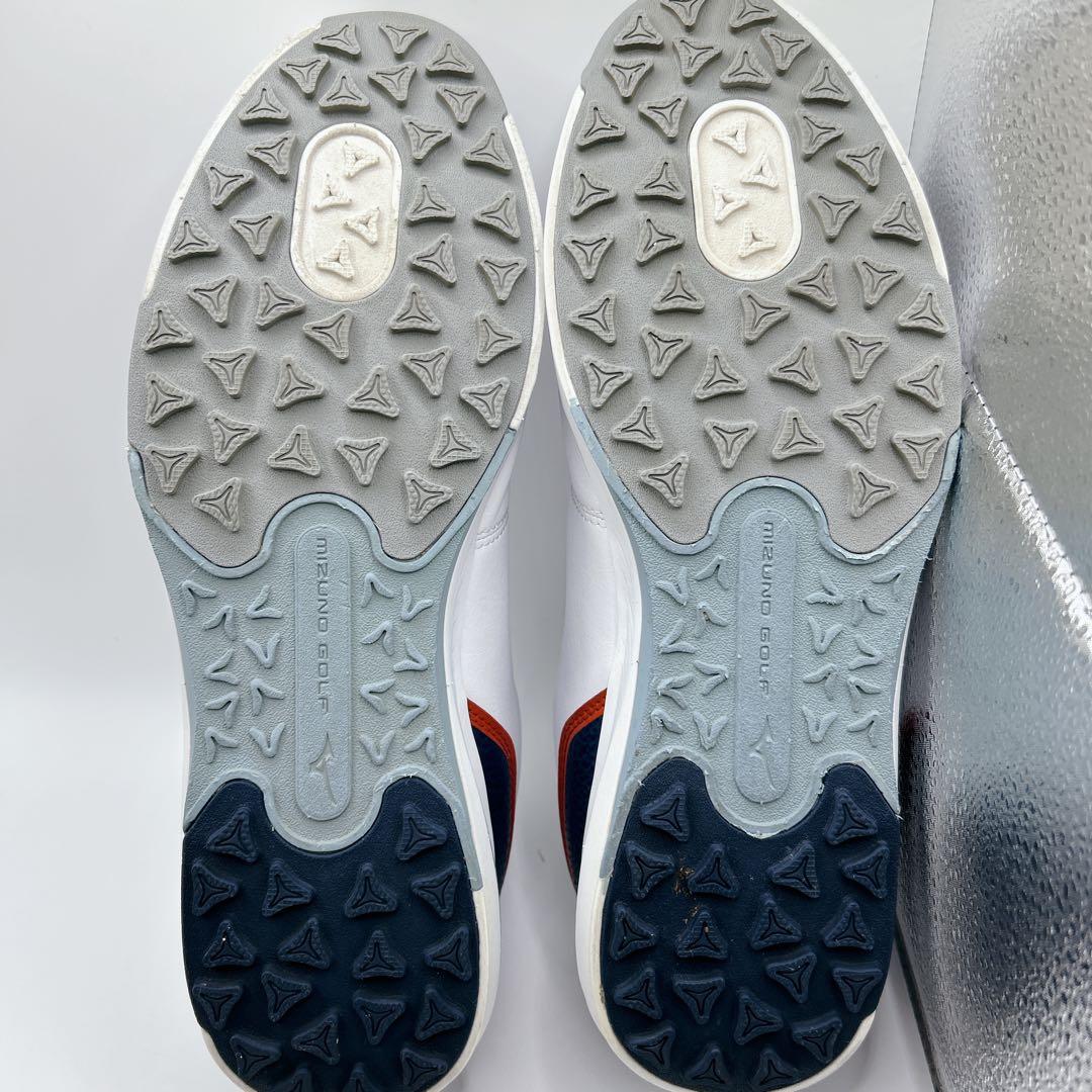 【美品】ミズノ ネクスライトエナジー ボア スパイクレス ゴルフシューズ 26㎝