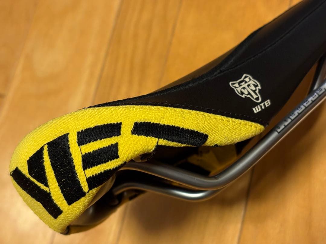 WTB Yeti Cycles純正サドル 黒/黄色