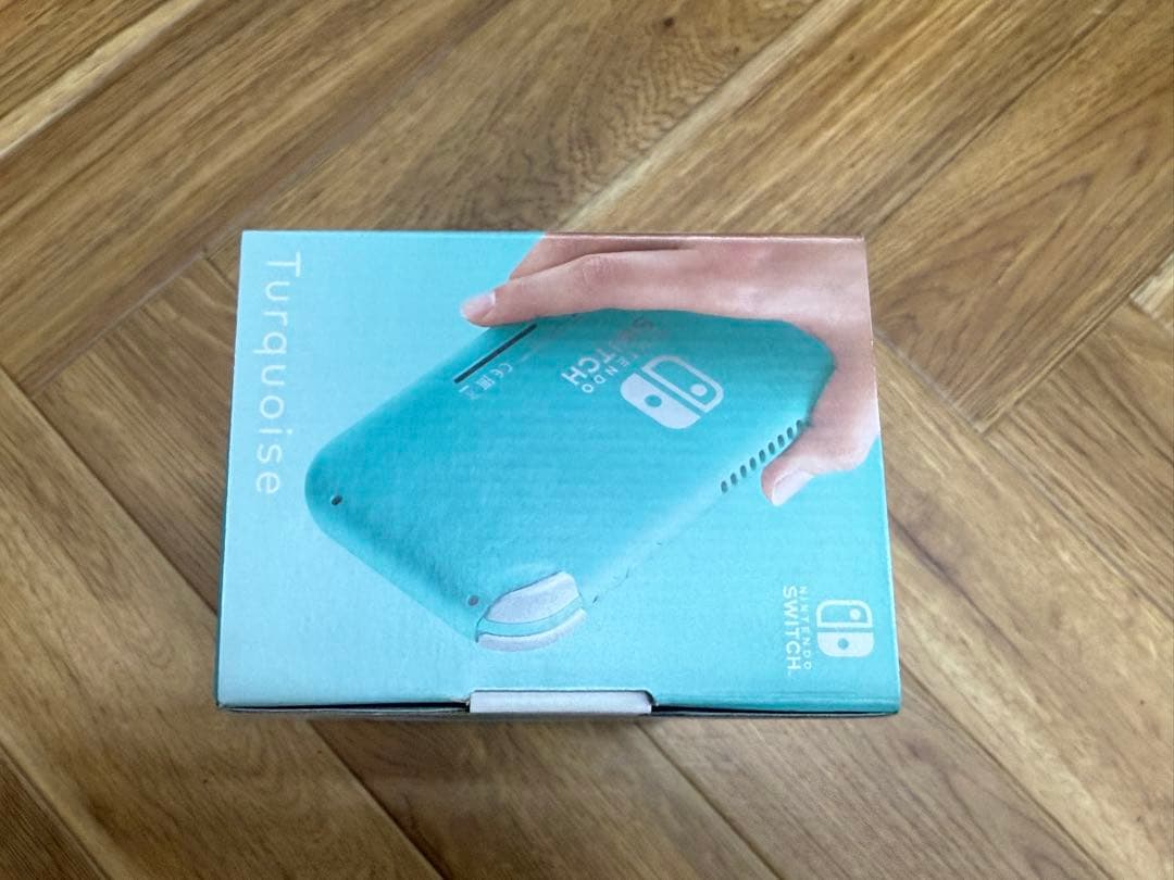 【新品未使用品】switchLite 任天堂　スウィッチライト　水色