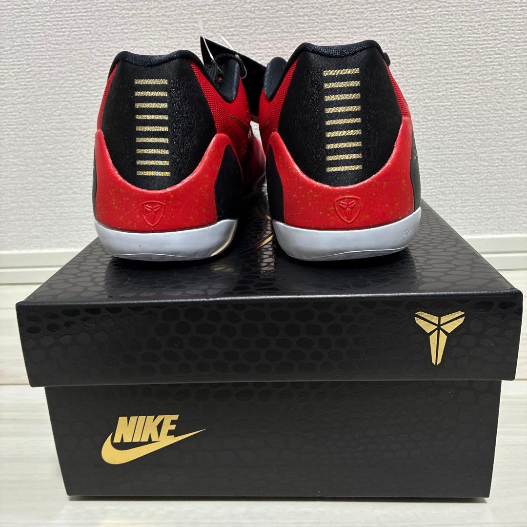 Nike Kobe9 lowシューズ レッド/ゴールド　27.5cm