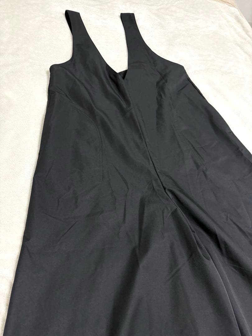 アンミヌ UNMINOU スカラップオールインワン　黒　ブラック