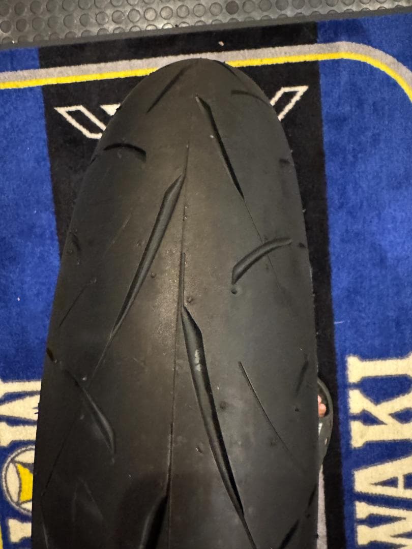 新車外しロードスポーツ2 前後セット　120/70ZR17 180/55ZR17