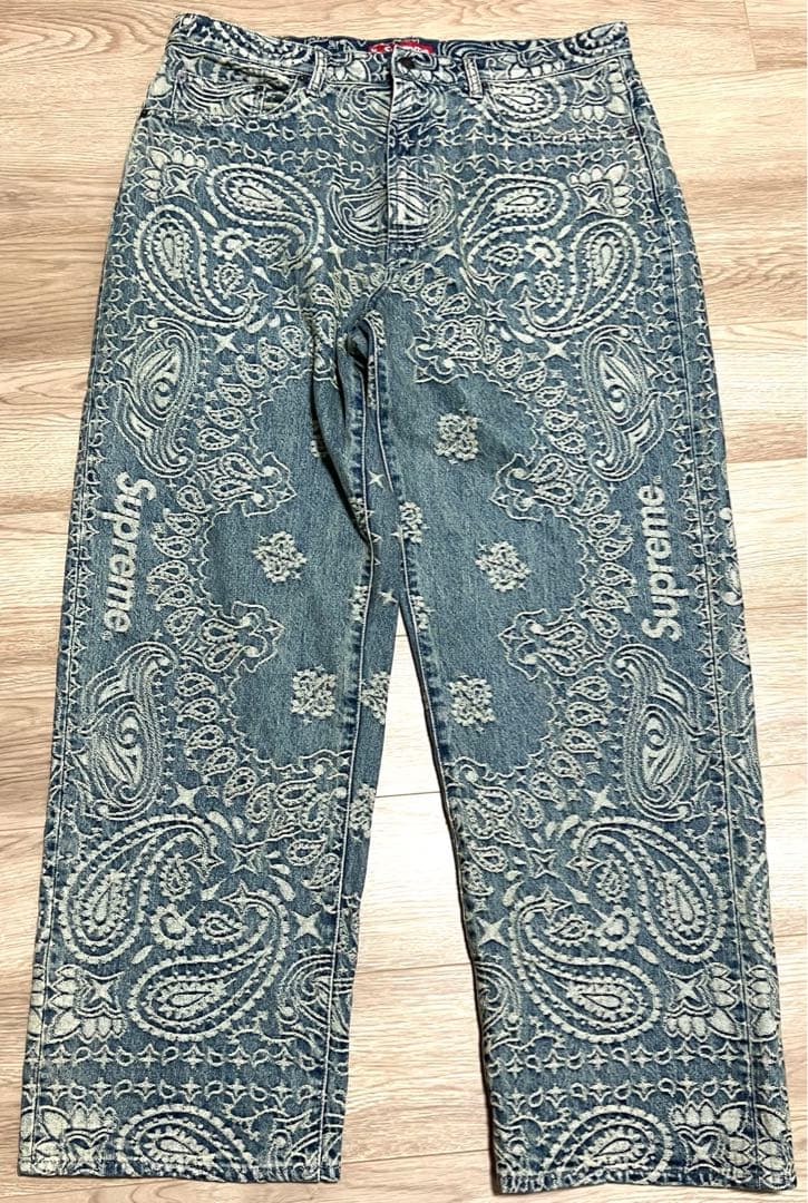Supreme Bandana Jacquard Baggy Jean - メルカリ