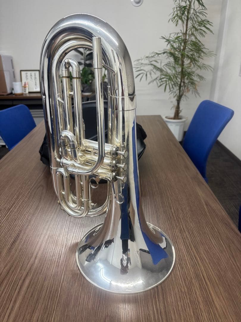 マーチングバリトン　B♭