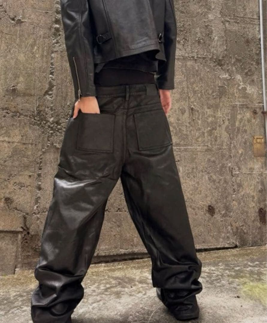 STRAPPED BAGGY OIL PANTS goar.archive