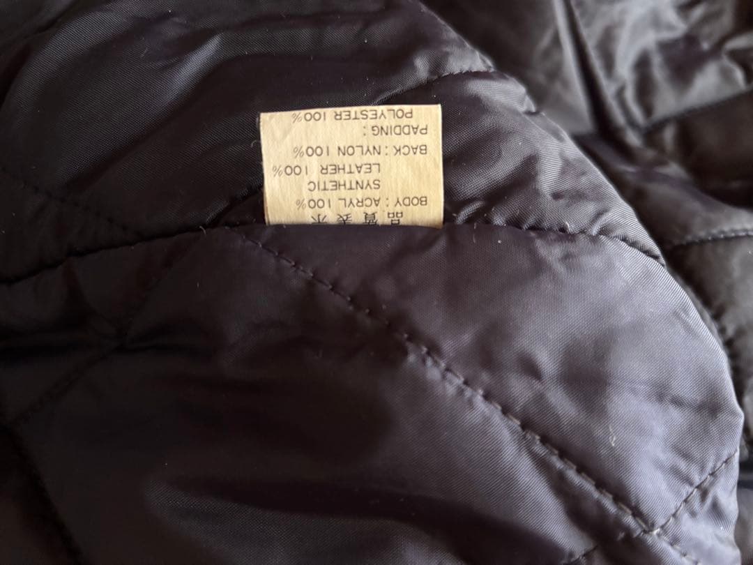 BOSS スタジャン ネイビー/ベージュ