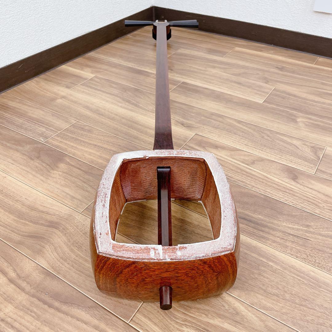 三味線 中棹 2本溝 金細 トチ入り 紅木 子持ち綾杉胴 k9 和楽器