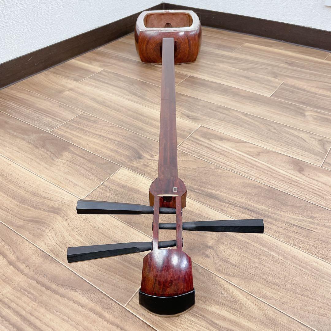 三味線 中棹 2本溝 金細 トチ入り 紅木 子持ち綾杉胴 k9 和楽器