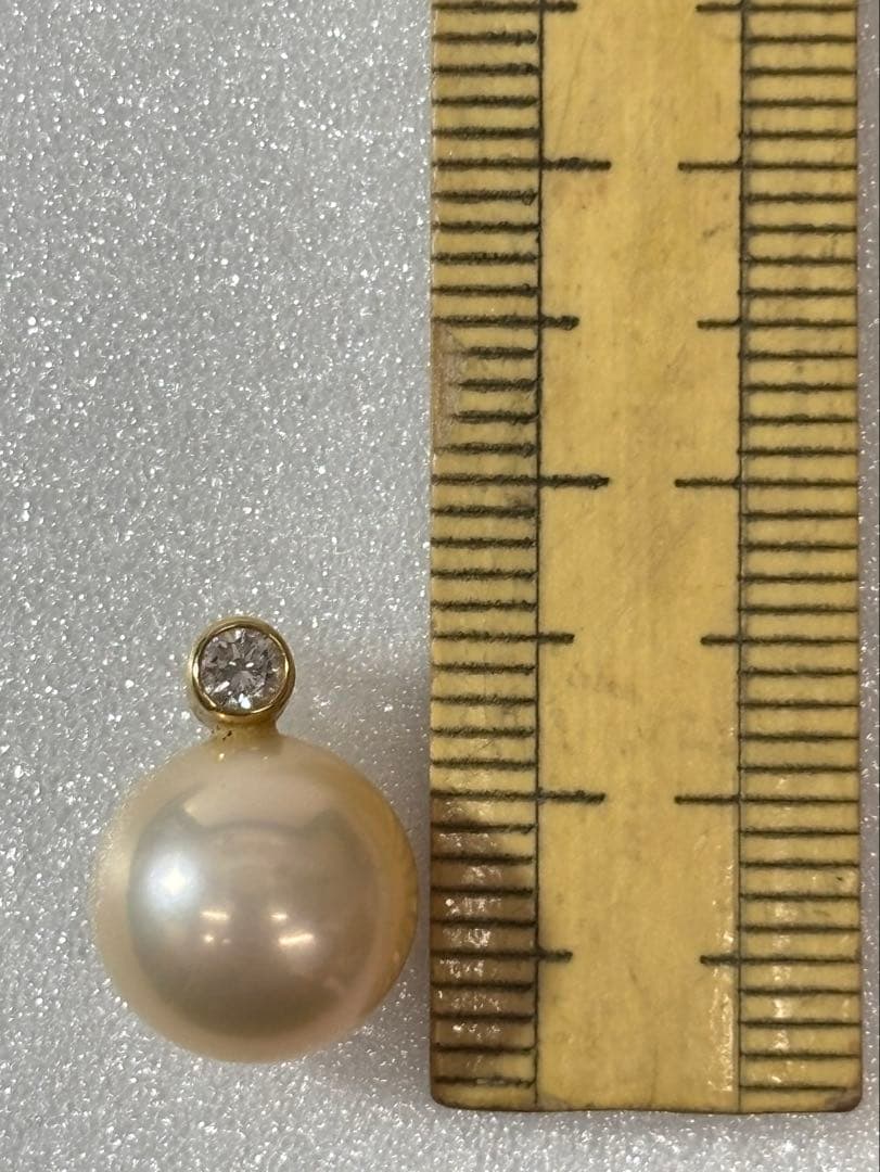 【K18 / パールネックレストップ 】 本真珠 ダイヤ0.07ct 1.55g