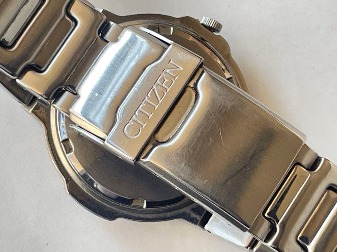 CITIZEN ECO-DRIVE E100-K17837 メンズクォーツ - メルカリ