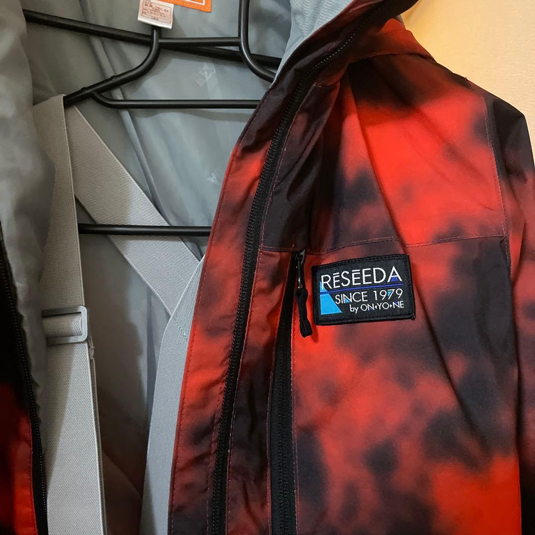 美品　スキーウェア上下セット、スノーブーツ付き24㎝