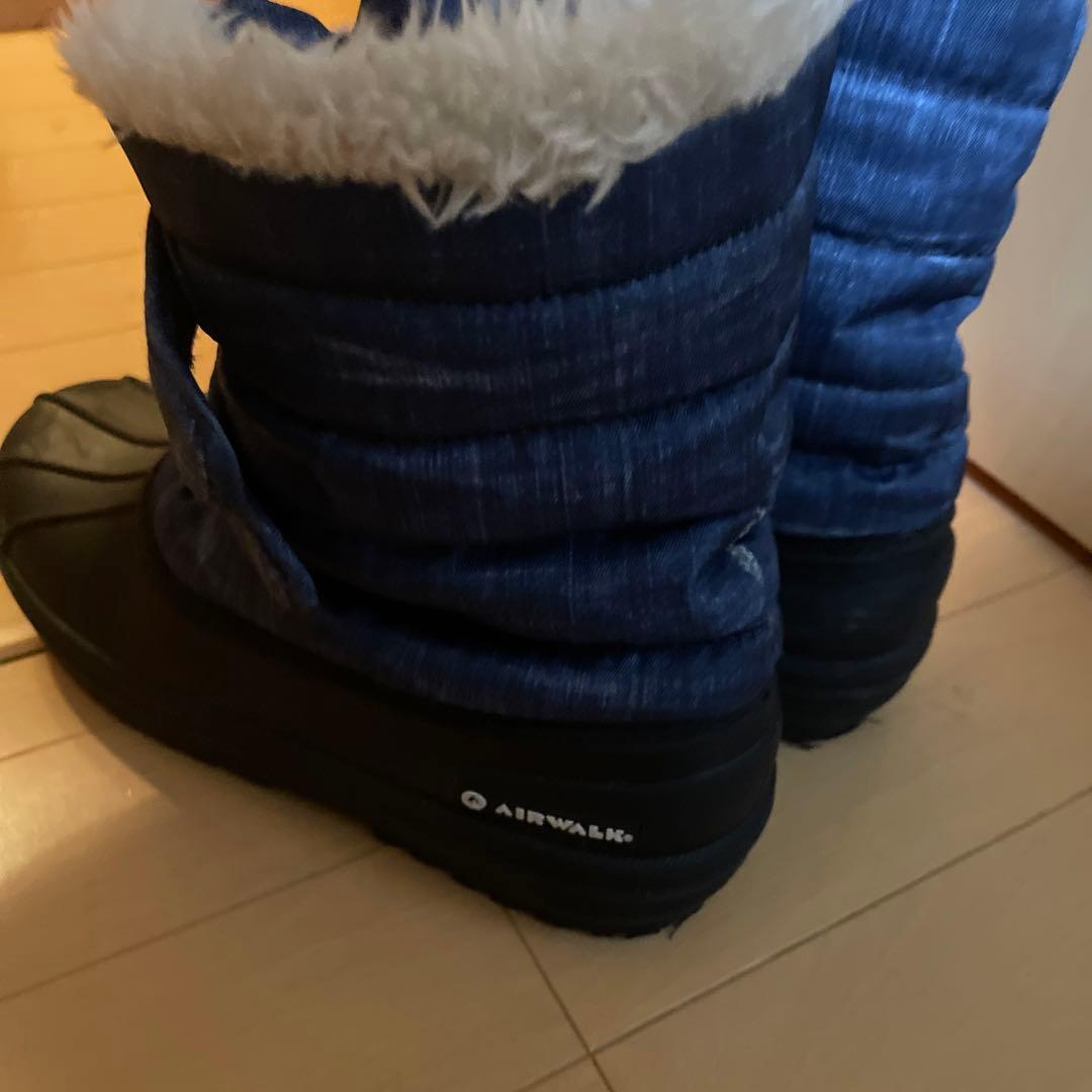 美品　スキーウェア上下セット、スノーブーツ付き24㎝