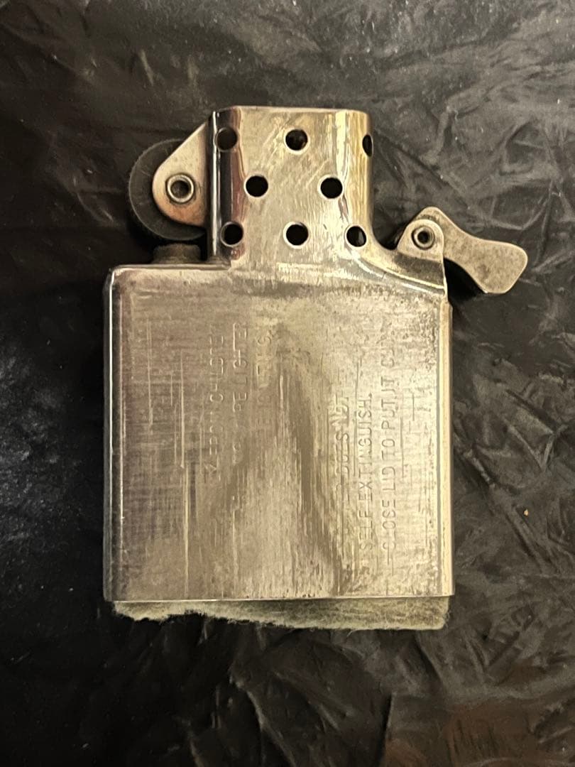 ヴィンテージ ジッポ 1985年製 32階位 双頭鷲 フリーメイソン - メルカリ