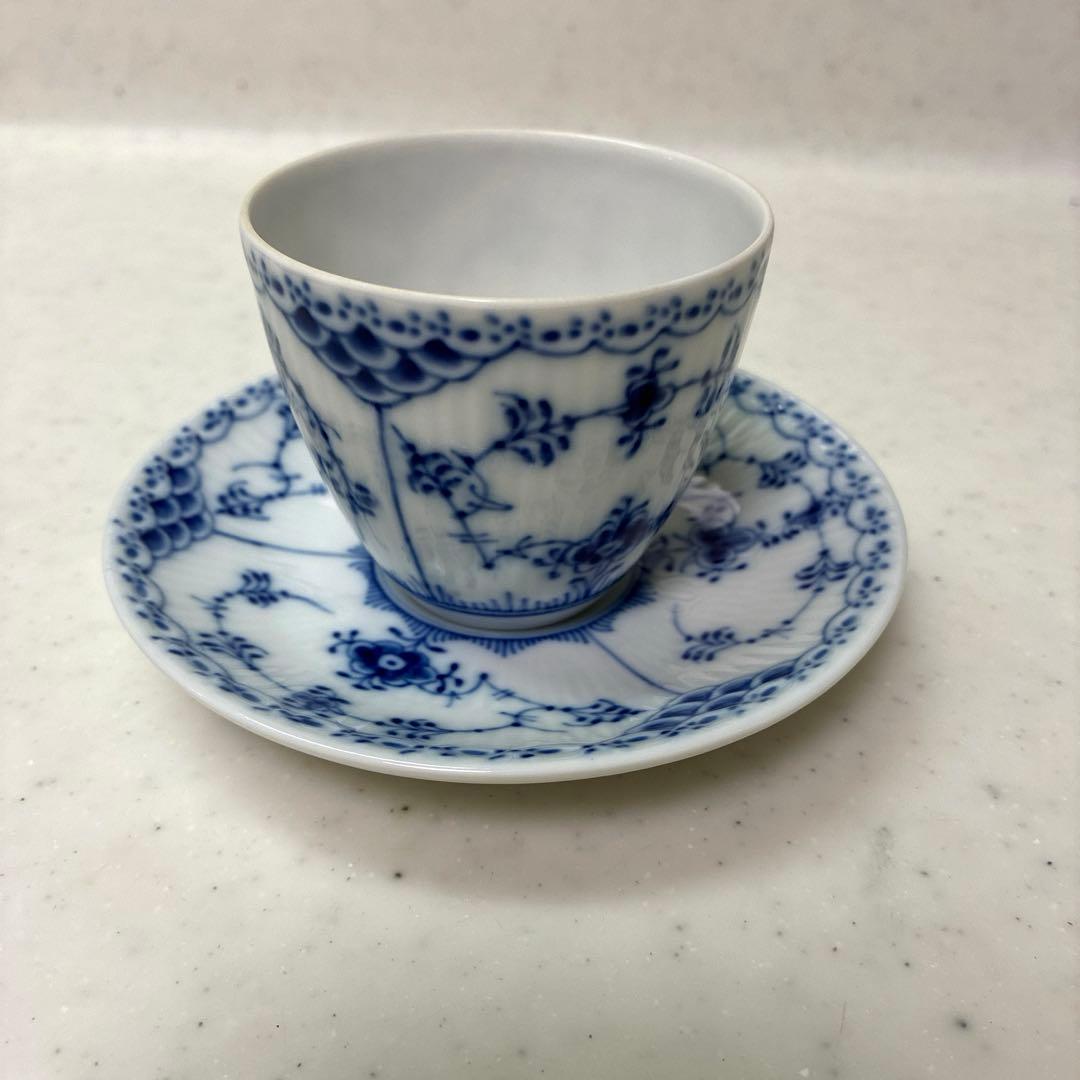 美品】ロイヤルコペンハーゲン ブルーフルーテッドハーフレース カップ